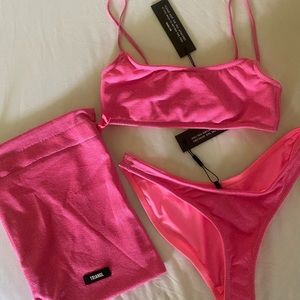triangl bikini top and bottom both size medium